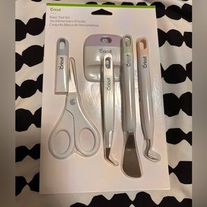 Cricut® Core Colors Basic Tool Set